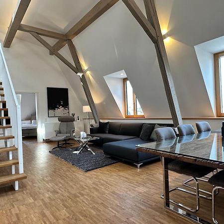 Apartamento Truly - Viel Platz Fuer Business & Familie - Modern, Garage, Fahrstuhl Augsburgo Exterior foto