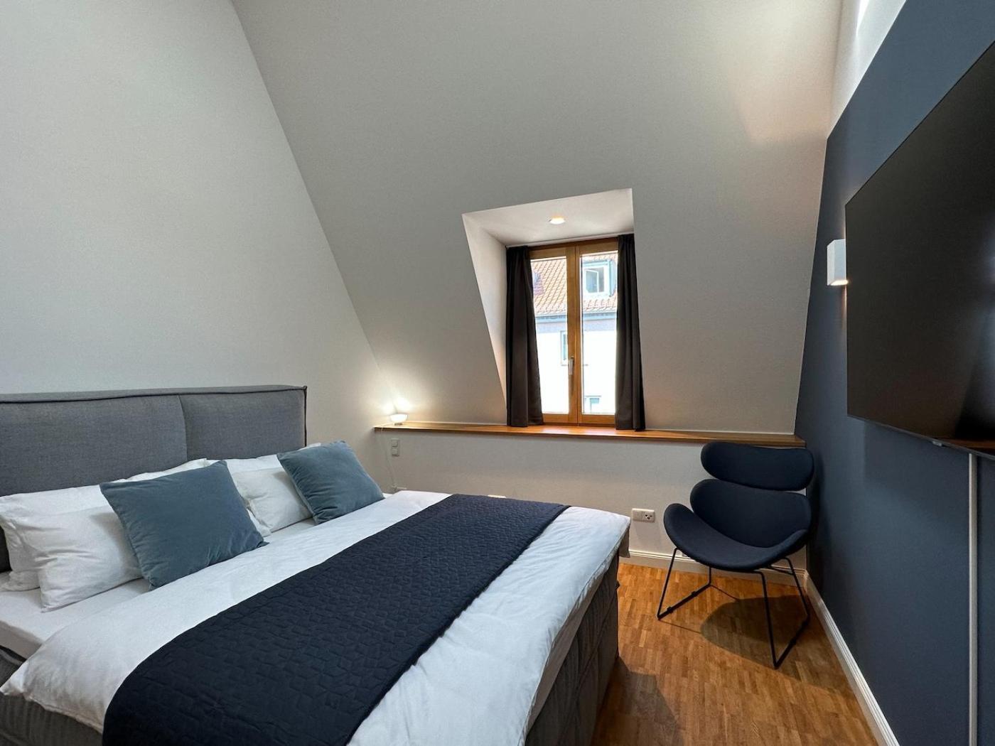 Apartamento Truly - Viel Platz Fuer Business & Familie - Modern, Garage, Fahrstuhl Augsburgo Exterior foto