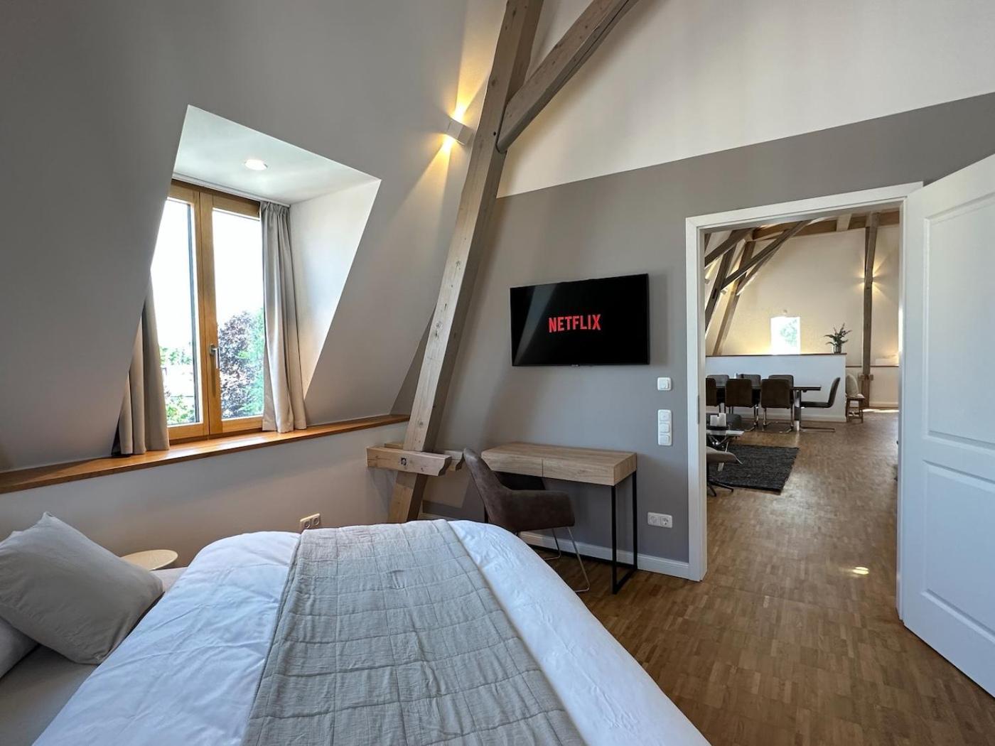 Apartamento Truly - Viel Platz Fuer Business & Familie - Modern, Garage, Fahrstuhl Augsburgo Exterior foto